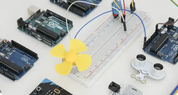 메이커스 부품 사진