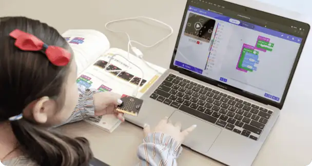 스스로 학습하는 사진